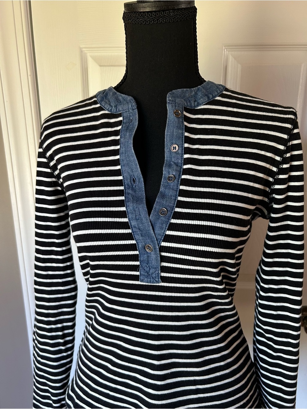 ee:some Fieldtrip Stripe Top Henley - Picture 6 of 10